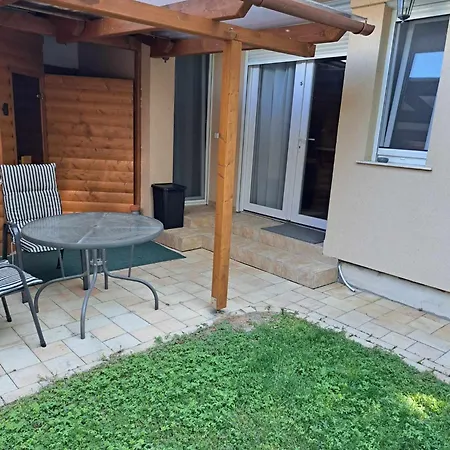 Happy Sun Medences Apartman Siofok Exterior photo