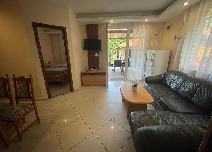 Happy Sun Medences Apartman
